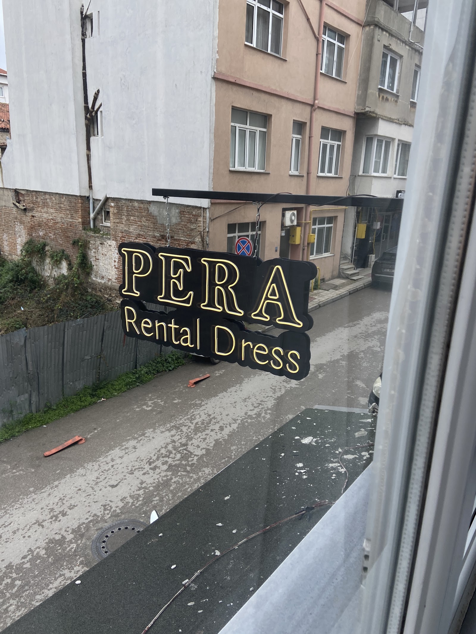 Pera Rental Dress